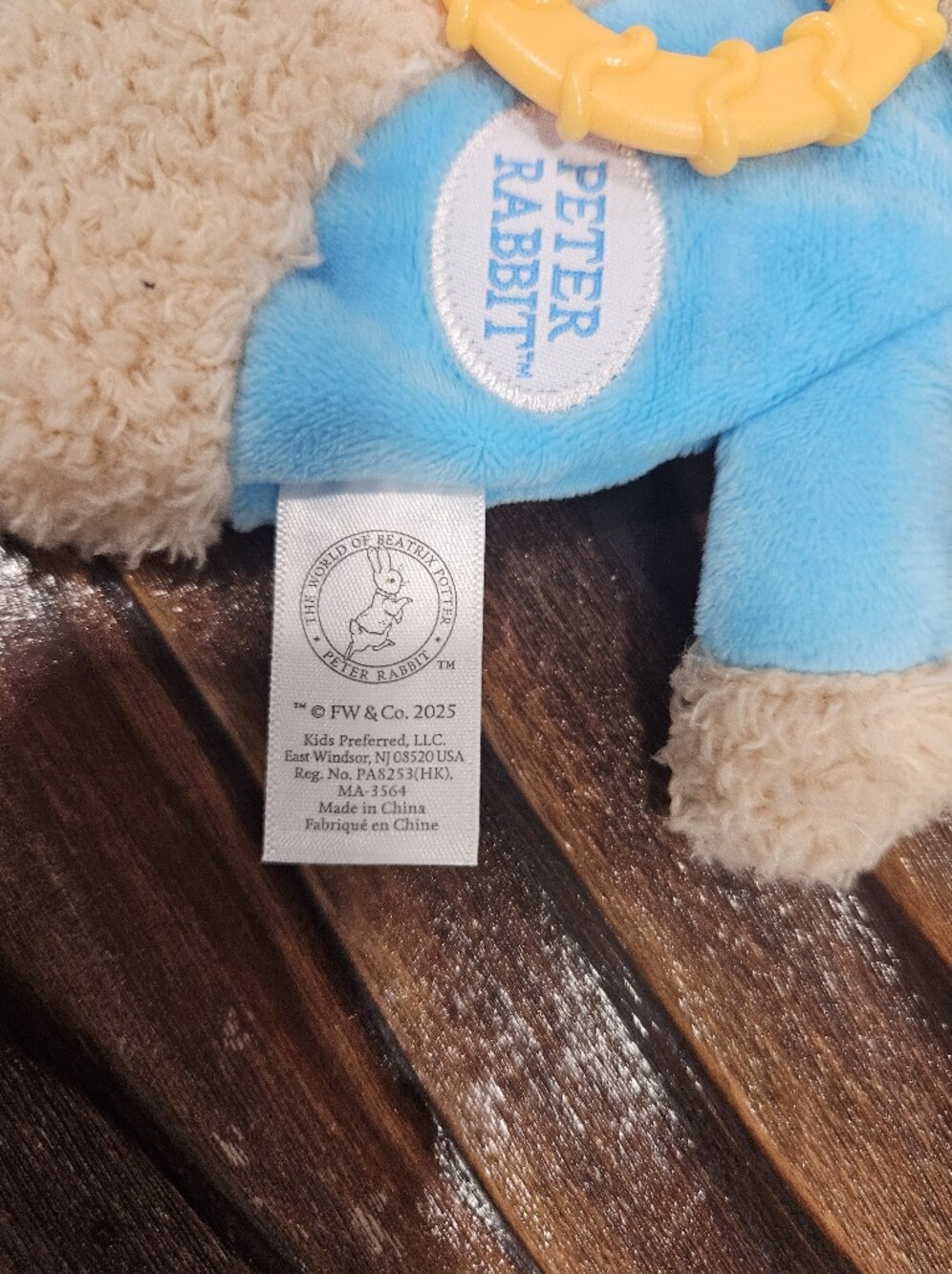 Baby Peter Rabbit Teather - Picture 4 of 4